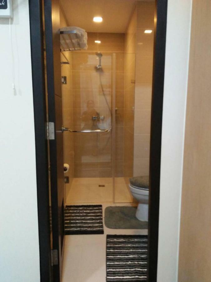 101 Newport Blvd Condotel Manila Eksteriør bilde